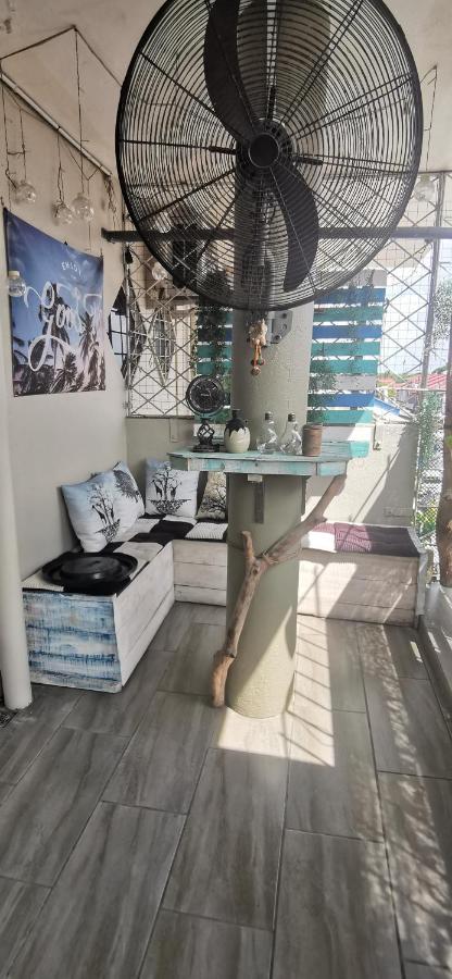 The Village 本民宿之村 Semporna Exteriör bild