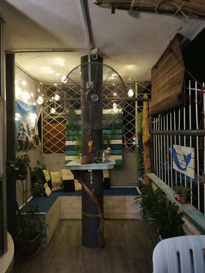 The Village 本民宿之村 Semporna Exteriör bild